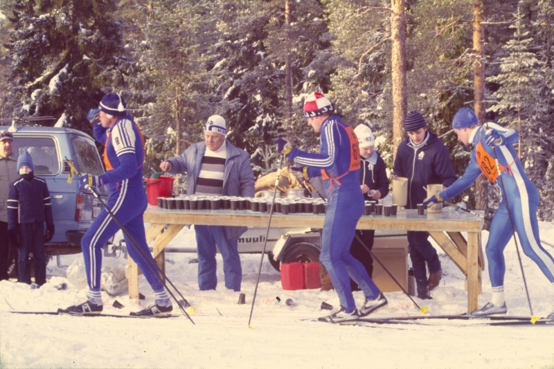 Klikkaamalla seuraava kuva